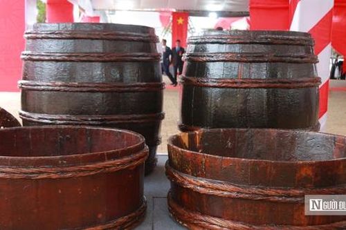 Những hiện vật kể chuyện vùng biển giữa đại ngàn