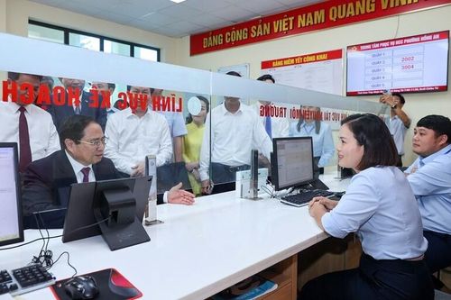 Thủ tướng: Phục vụ nhân dân phải nhân văn, tuyệt đối không được hạch sách