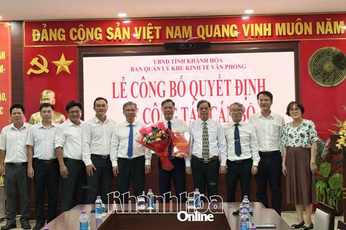 Trao quyết định điều động và bổ nhiệm Trưởng Ban quản lý Khu Kinh tế Vân Phong