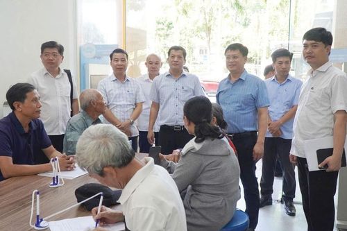 Người dân đặt nhiều kỳ vọng vào chính quyền địa phương hai cấp
