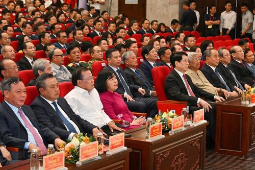Hà Nội công bố danh sách lãnh đạo chủ chốt tại 126 xã, phường mới thành lập