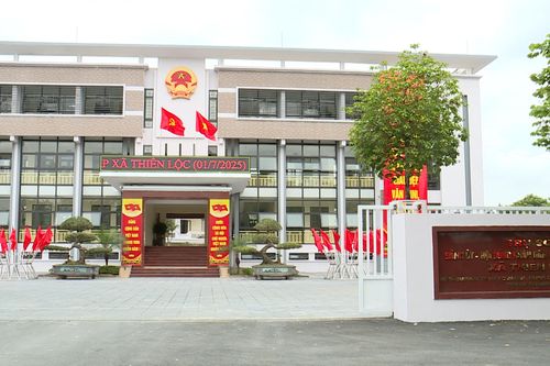 Người dân kỳ vọng lớn vào chính quyền hai cấp