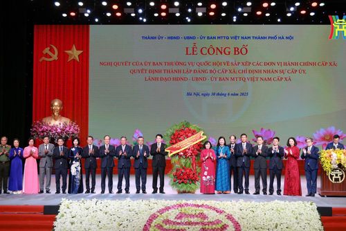 Hà Nội tổ chức Lễ công bố sắp xếp đơn vị hành chính