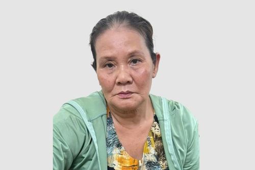 'Nữ quái' vào bệnh viện lừa tiền của bệnh nhân