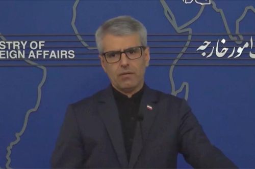 Iran chỉ trích động thái của Mỹ và IAEA
