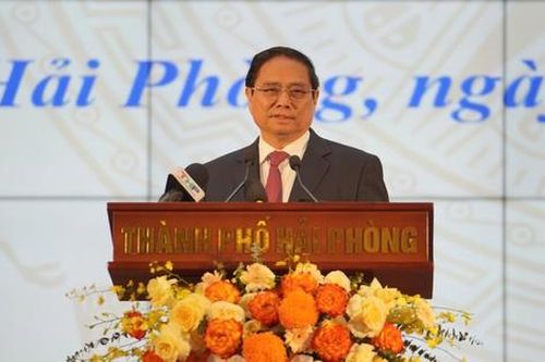 Thủ tướng tặng Hải Phòng 12 chữ 'Đoàn kết – Giàu mạnh – Hiện đại – Phồn vinh – Văn minh – Hạnh phúc'