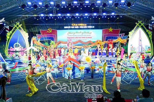Tổng duyệt chương trình nghệ thuật chào mừng sự kiện hợp nhất hai tỉnh Cà Mau - Bạc Liêu