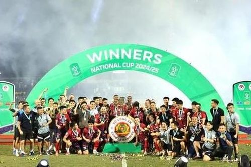 Video trận Công an Hà Nội hạ SLNA 5-0, đoạt Cup Quốc gia mùa 2024-2025