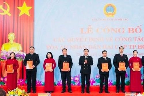TAND TPHCM trao Quyết định bổ nhiệm cho 9 Phó chánh án