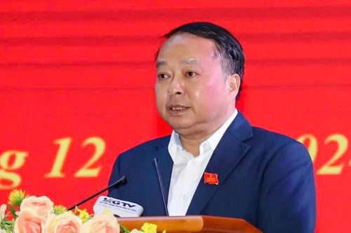 Ông Phan Huy Ngọc làm Chủ tịch UBND tỉnh Tuyên Quang mới