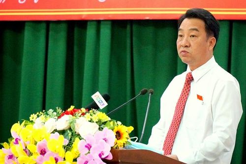 Ông Lữ Quang Ngời làm Chủ tịch UBND tỉnh Vĩnh Long