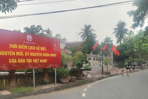 Xã Đan Phượng mới rực rỡ cờ hoa chào đón 'thời khắc lịch sử'