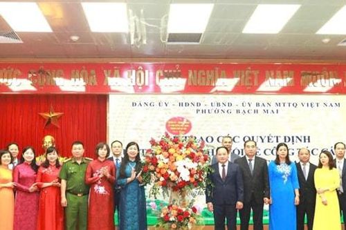 Đồng chí Trần Quyết Thắng là Bí thư Đảng ủy, Chủ tịch HĐND phường Bạch Mai