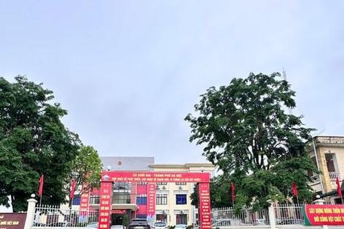 Công bố Quyết định thành lập xã Suối Hai và trao các quyết định về công tác cán bộ