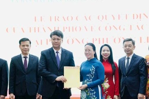 Đồng chí Nguyễn Minh Tiến giữ chức Bí thư Đảng ủy phường Phương Liệt
