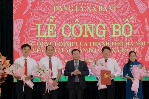 Công bố Quyết định thành lập xã Ba Vì