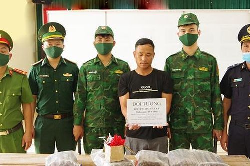 Bắt giữ người đàn ông mua chất nổ về cất giấu để đánh bắt hải sản