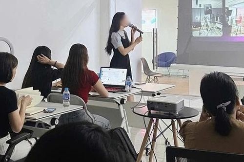Bi hài khóa học làm giàu của chuyên gia… hàng giả!