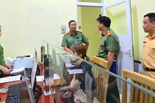 Tinh thần phục vụ nhân dân là thước đo hiệu quả tổ chức mới