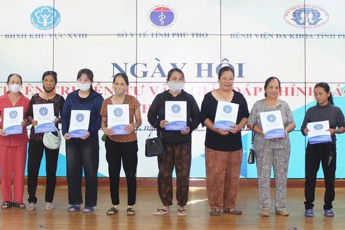 BHXH khu vực XVIII: Nhiều hoạt động ý nghĩa nhân ngày Bảo hiểm y tế Việt Nam
