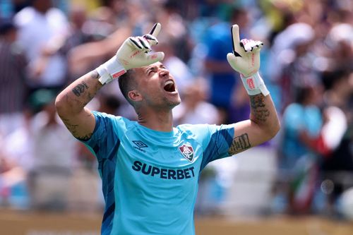 'Dị nhân' 44 tuổi của Fluminense âm thầm viết nên lịch sử