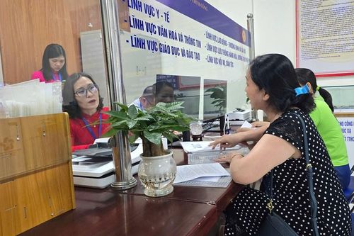 Người dân hài lòng, cán bộ tận tụy