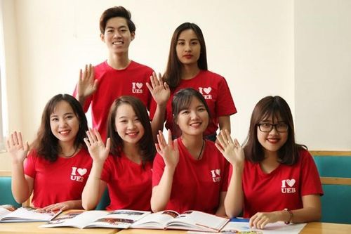 Xây dựng nguồn nhân lực chiến lược phát triển ngành công nghiệp bán dẫn