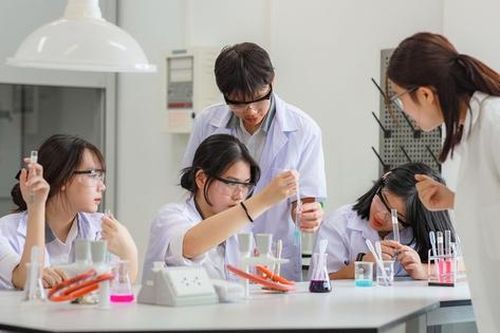CHỌN NGÀNH NGHỀ: Đừng để mông lung trở thành lựa chọn