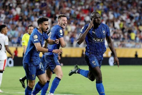 Man City gục ngã trước đại diện châu Á sau màn rượt đuổi kịch tính