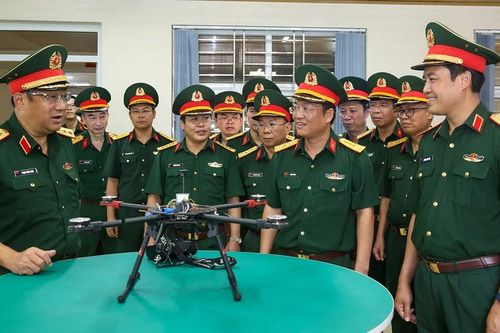 Người góp phần 'thắp lửa' cho hành trình hiện đại hóa công nghiệp quốc phòng