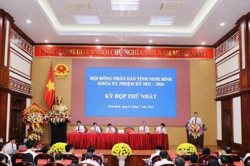 Hội đồng nhân dân tỉnh Ninh Bình khai mạc Kỳ họp thứ nhất