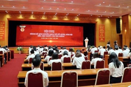 Hệ thống cơ quan thuế cả nước được tổ chức lại thành 34 Thuế tỉnh, thành phố và 350 Thuế cơ sở