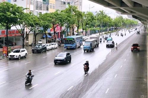 Hà Nội bắt đầu phân làn đường Phạm Văn Đồng từ ngày 4/7