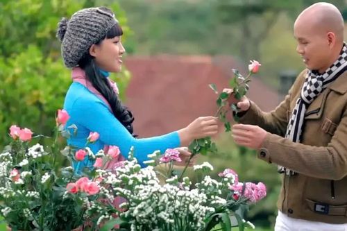 Phan Đinh Tùng 'khoác áo mới' cho ca khúc 'karaoke quốc dân' Ngồi bên em