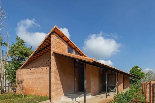 Báo Mỹ nức nở khen nhà mái ngói độc lạ ở Đồng Nai