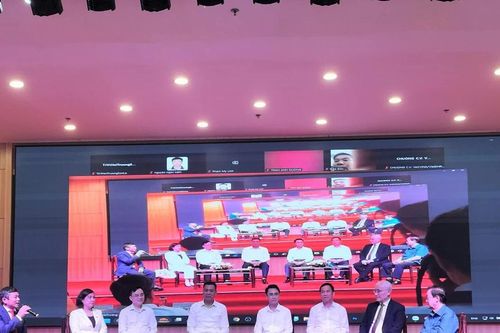 Kết nối sản xuất, thương mại nông lâm sản Tây Bắc tại Sơn La