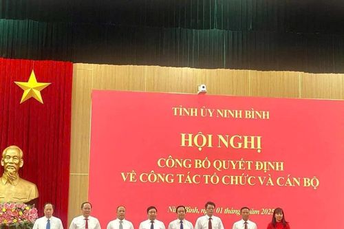 Ông Nguyễn Tiến Dũng làm Giám đốc Sở GD&ĐT Ninh Bình