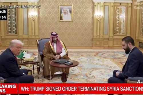Mỹ hành động, dỡ bỏ hầu hết lệnh trừng phạt Syria, nỗ lực 'đẩy thuyền' hòa bình giữa Damascus và Israel