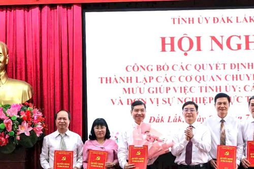 Đắk Lắk ra mắt các ban chuyên trách sau hợp nhất
