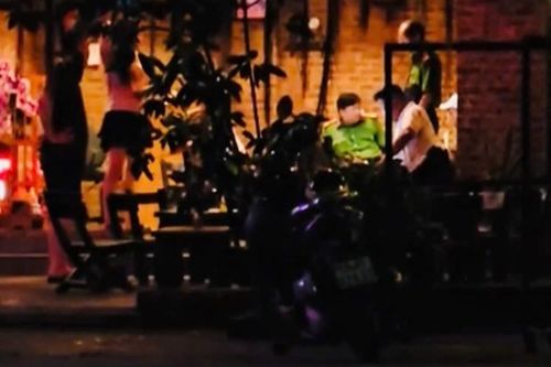 Nam thanh niên tử vong trong tư thế treo cổ ở phòng trọ