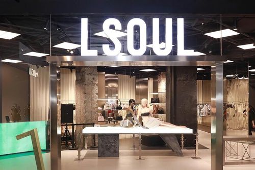 LSOUL mở cửa hàng tại thị trường tỷ dân