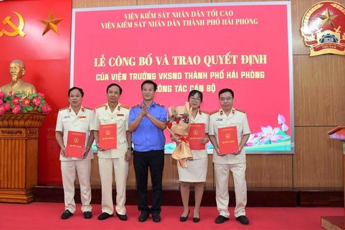 VKSND TP Hải Phòng: Công bố và trao quyết định bổ nhiệm các chức vụ lãnh đạo cấp phòng