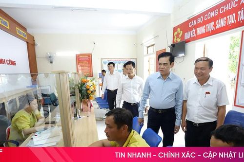 Chủ tịch UBND tỉnh kiểm tra vận hành chính quyền địa phương 2 cấp ở xã Hà Linh và xã Toàn Lưu