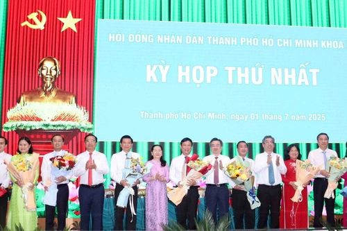 Kỳ họp đầu tiên của Hội đồng Nhân dân Thành phố Hồ Chí Minh sau sáp nhập