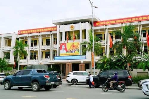 Vận hành thông suốt trung tâm hành chính công các xã phường mới tại Hà Tĩnh