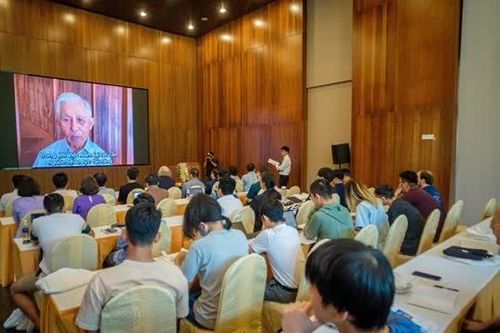 ICISE mở trường học nâng cao về vật liệu tô pô lượng tử đầu tiên tại Đồng Nam Á