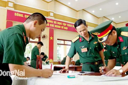 84 đồng chí tham gia Hội thi Đại đội trưởng, chính trị viên năm 2025