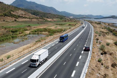 Hạ tầng giao thông đồng bộ, hiện đại: Yếu tố then chốt tạo động lực cho phát triển