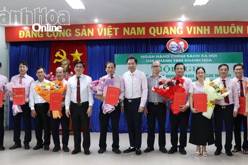 Công bố quyết định thành lập Chi nhánh Ngân hàng Chính sách xã hội tỉnh Khánh Hòa và công tác cán bộ