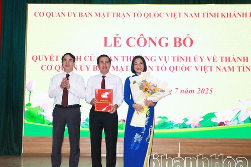 Công bố quyết định thành lập Cơ quan UBMTTQ Việt Nam tỉnh Khánh Hòa